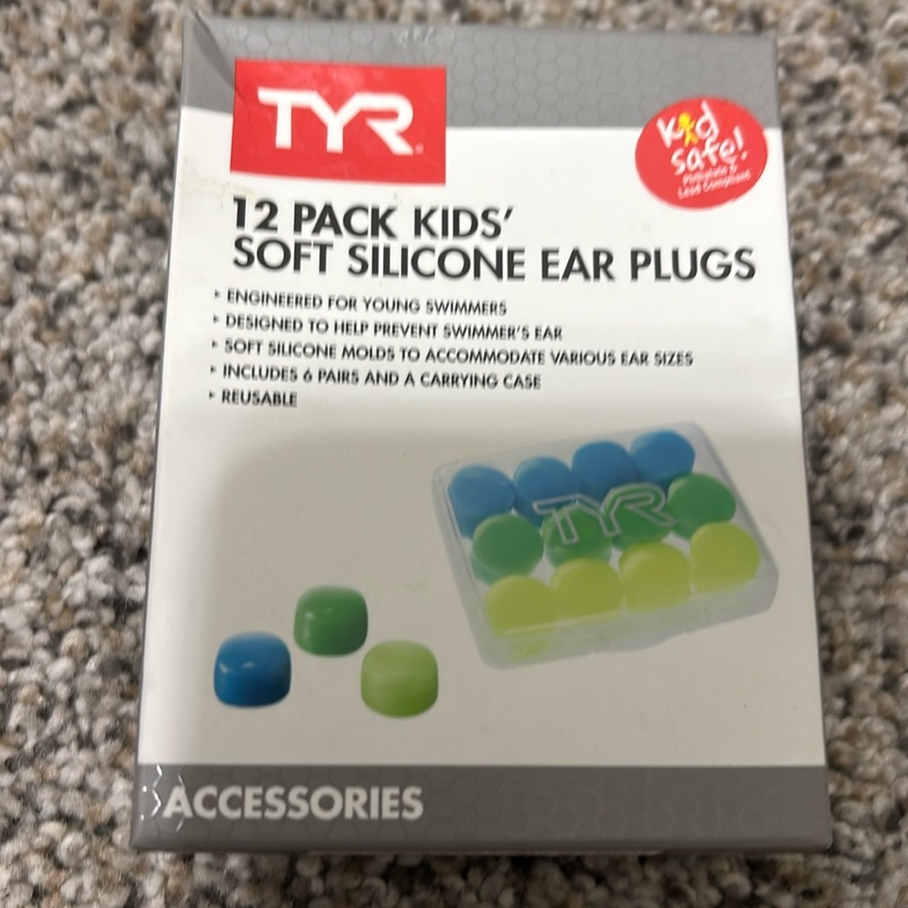 TYR 2 packs kids soft silicone ear plugs 6 pairs with case new in boxes